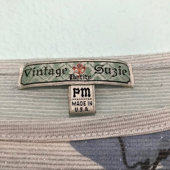 Beautiful Semi-Sheer Top Size MP - Picture 6 of 7